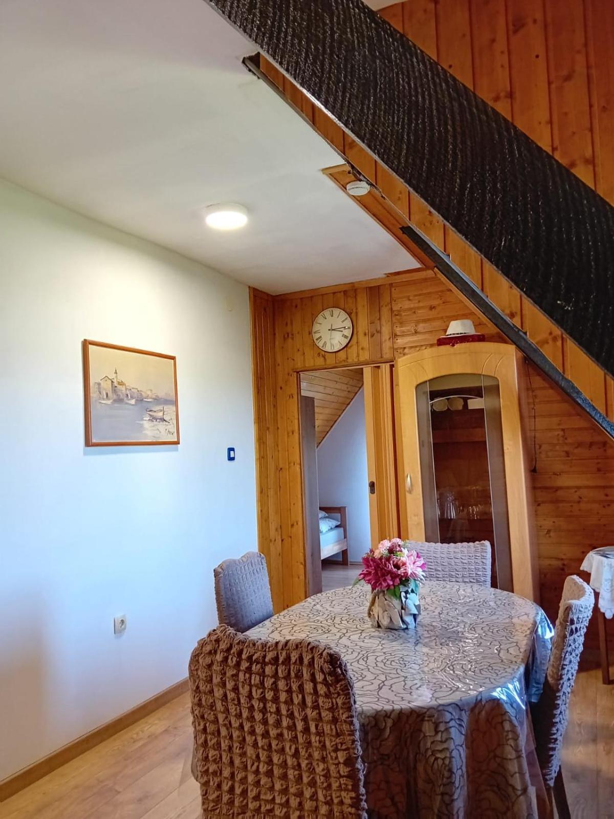 Apartman "Sarap" Меткович Экстерьер фото