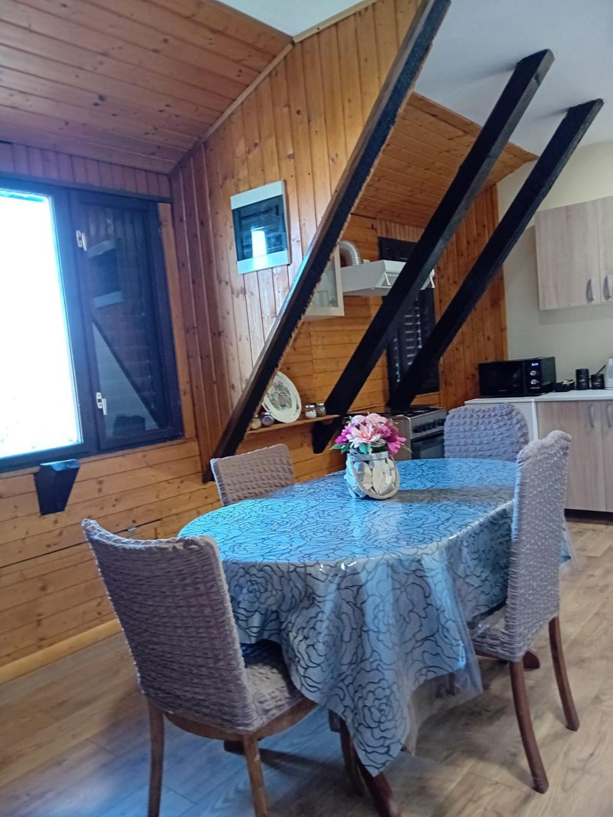 Apartman "Sarap" Меткович Экстерьер фото